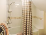 Ensuite Full Bath with Tub/Shower